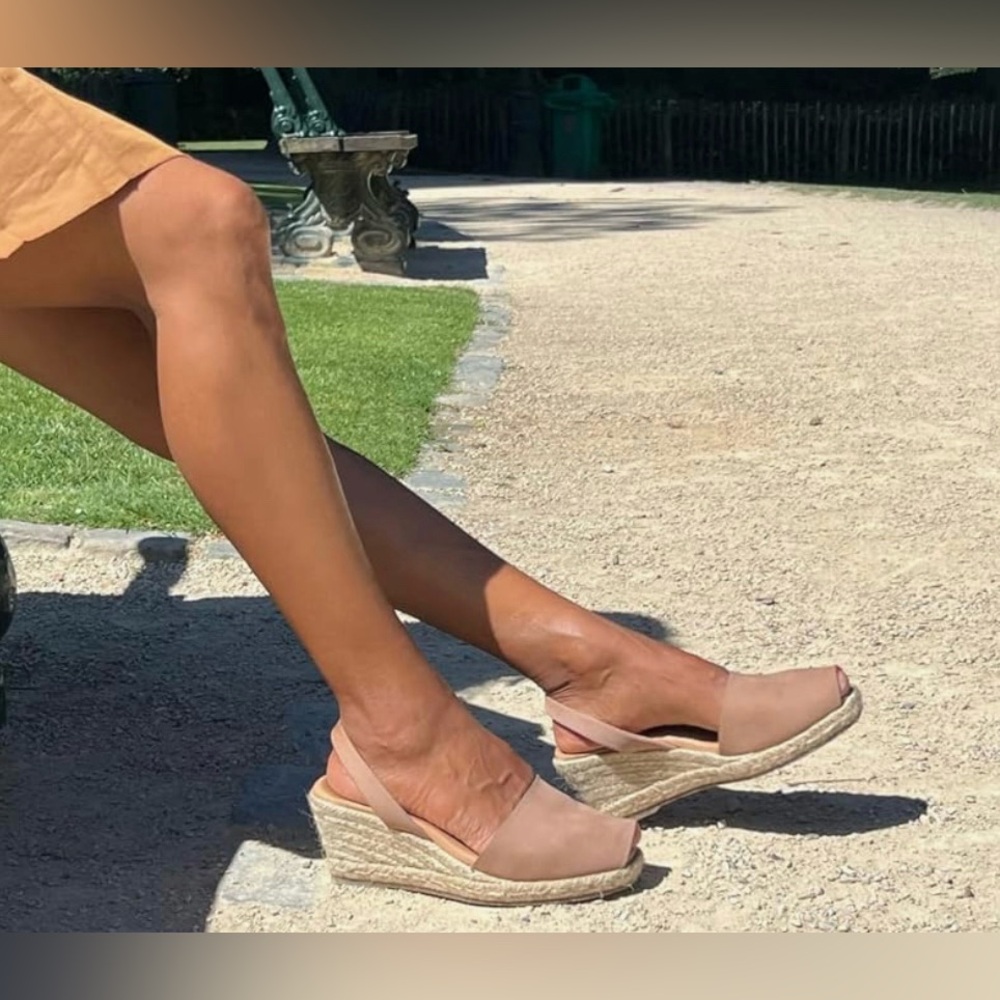 Elegant Tan Espadrilles